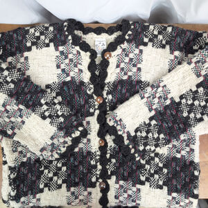 Ladies' Hand knit Ecuadorian Made Cardigan Sweater.